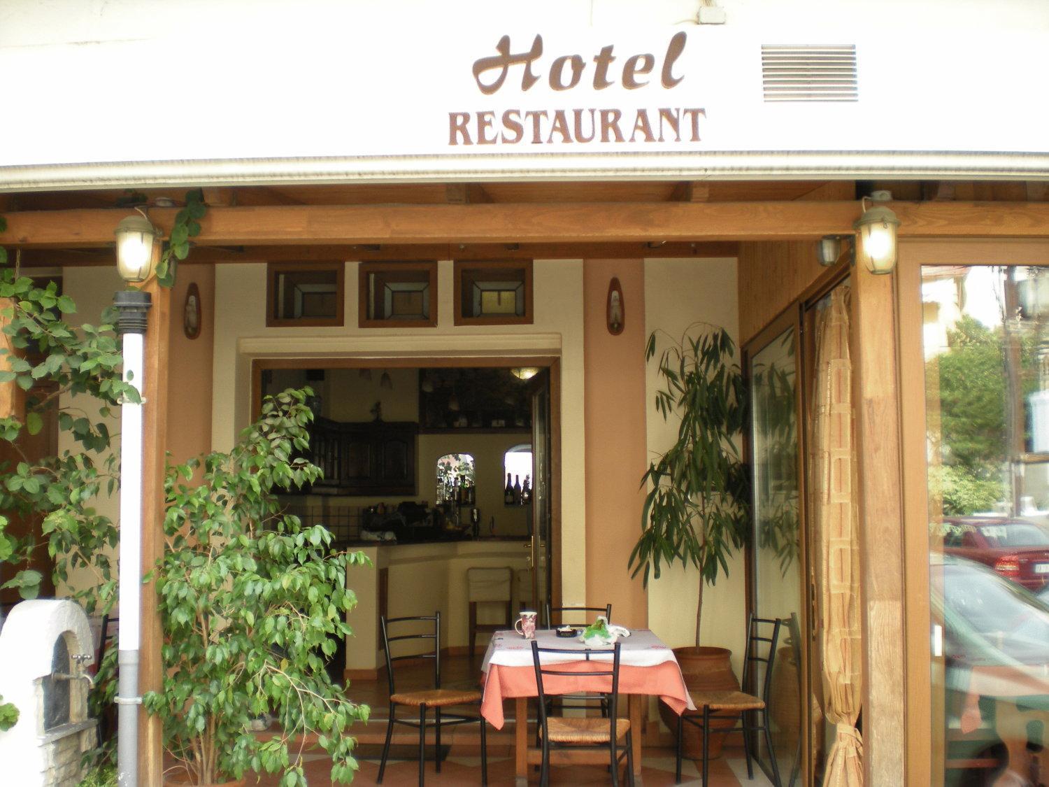 Stavrodromi Hotel Igoumenitsa Ngoại thất bức ảnh