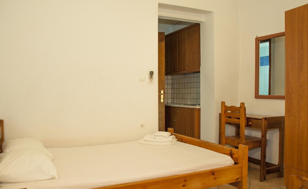 Stavrodromi Hotel Igoumenitsa Ngoại thất bức ảnh